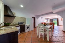 Cocina del Apartamento Hierbabuena – Hacienda Roche Viejo (Conil)