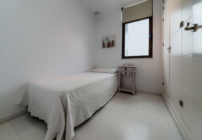 Dormitorio de Apartamento Mercurio 1 – Villas Flamenco Rentals (Conil)