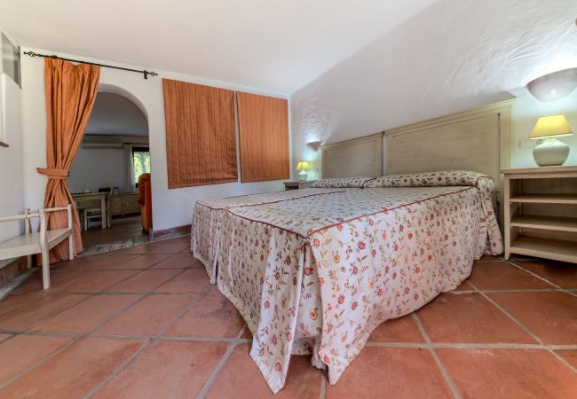 Ferienwohnungen Lavanda – Romero Schlafzimmer – Hacienda Roche Viejo Ferienwohnungen Lavanda – Romero Schlafzimmer – Hacienda Roche Viejo