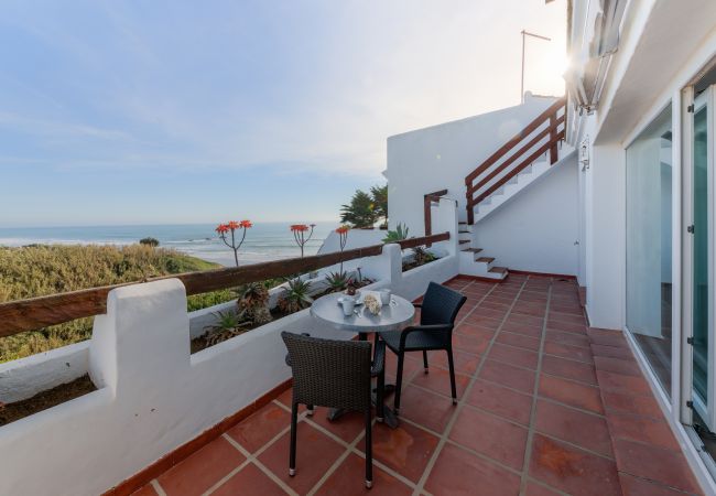 Villa Poniente terrace – Villas Flamenco Beach (Conil) Villa Poniente terrace – Villas Flamenco Beach (Conil)